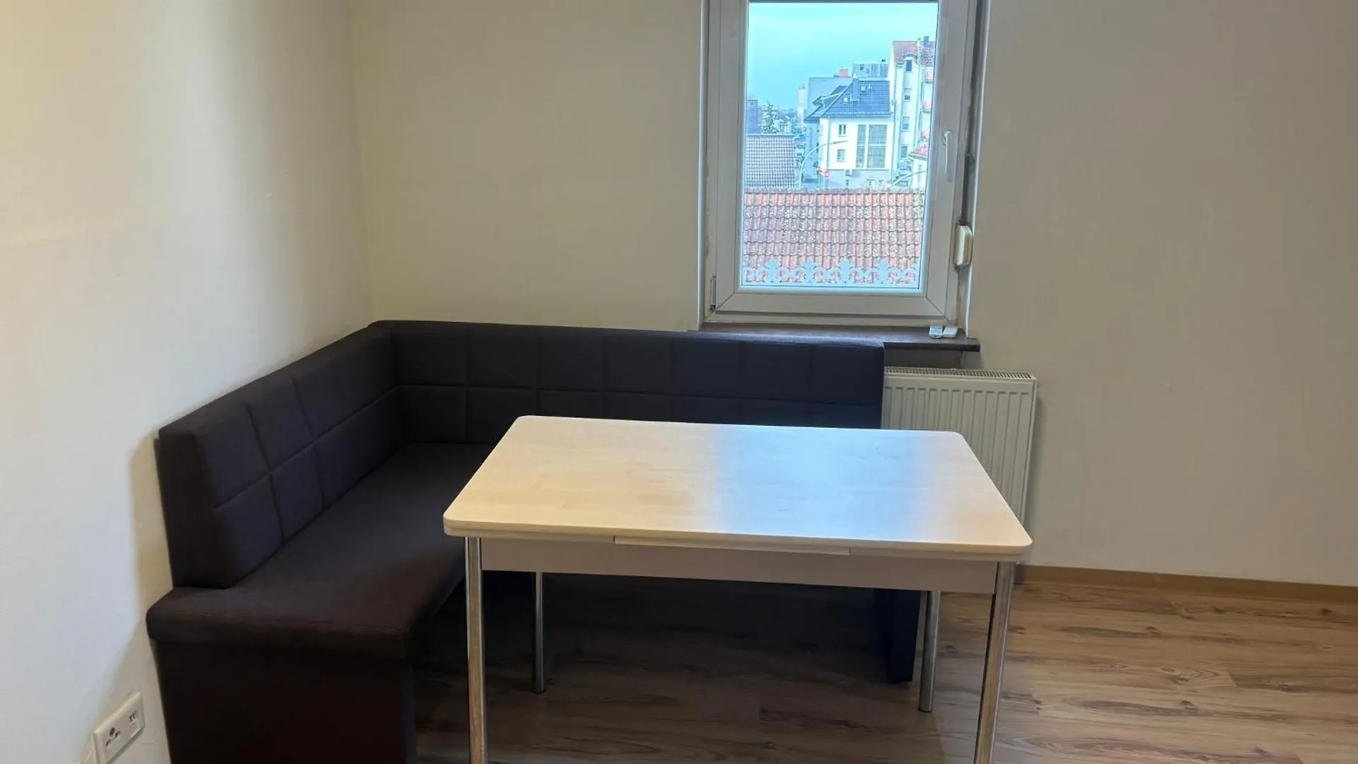 Apartment Neu-Isenburg 2 X Zimmerwohnung Dg Germany